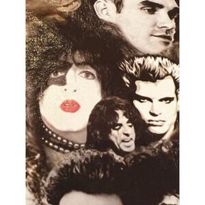 ROCK AND ROLL League of Legends T-Shirt small